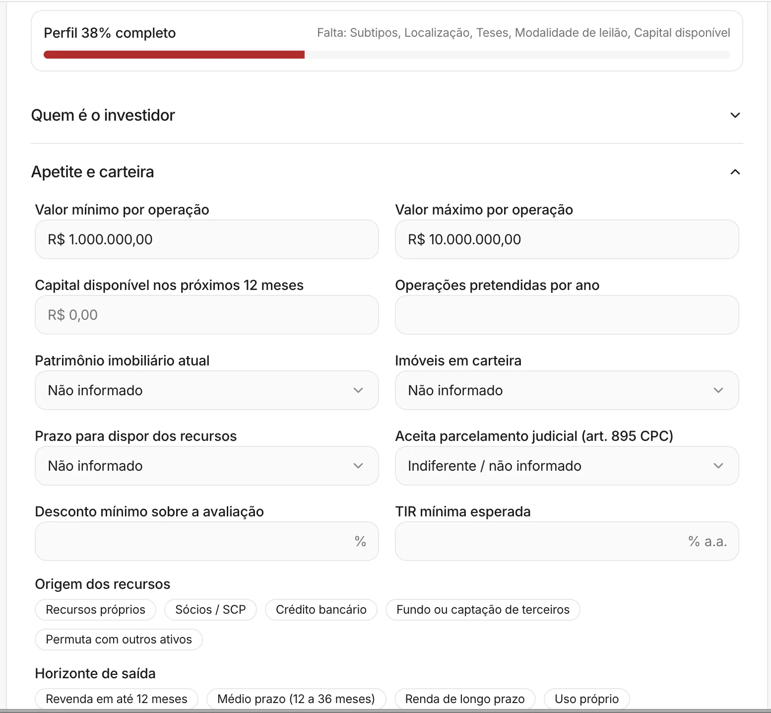 Formulário de perfil do investidor no OneBid, na seção de apetite e carteira: faixa de valor por operação, capital disponível, parcelamento, desconto mínimo, TIR esperada, origem dos recursos e horizonte de saída.